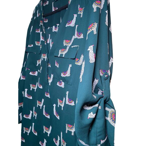 Torrid Harper - Green Llama Print - Quarter Sleeve Shirt - Size 1 - Picture 3 of 14